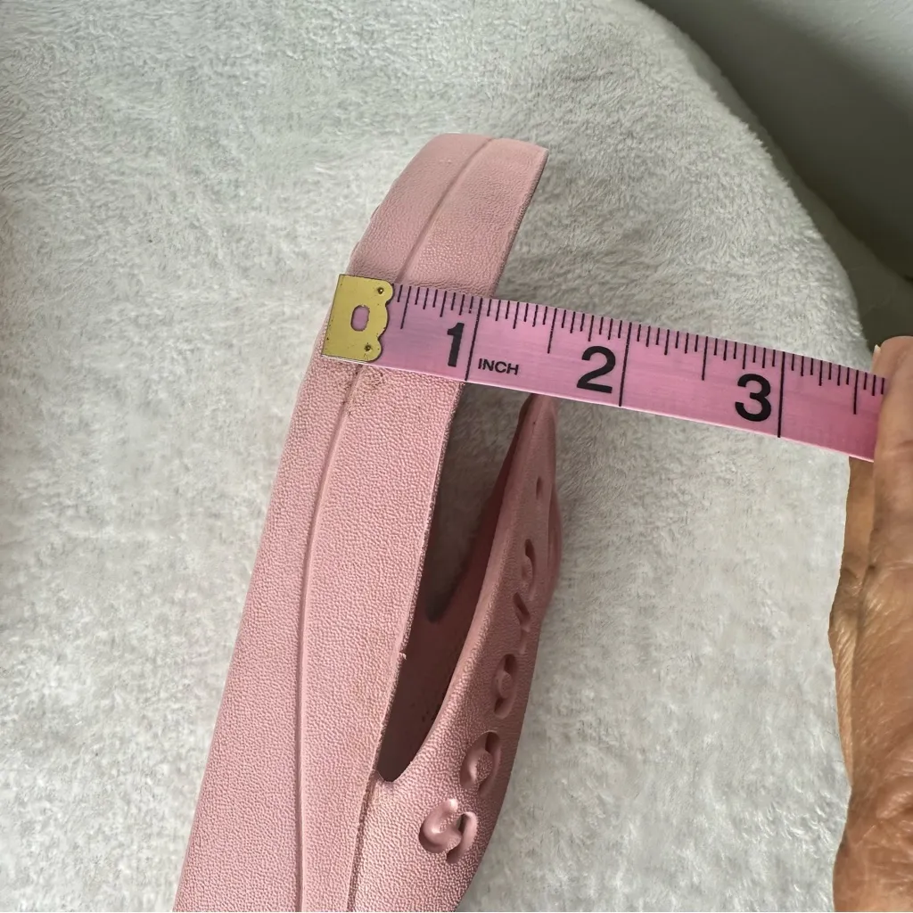 CROCS Women's Baya Platform Flip-Flop Light Pink Sandals - Image 12