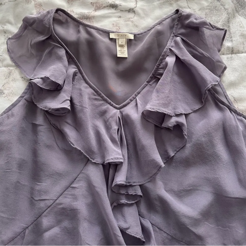 J. Crew 100% silk Ruffled Sleeveless Top in lavender purple, size 4 V-neck boho - Image 8