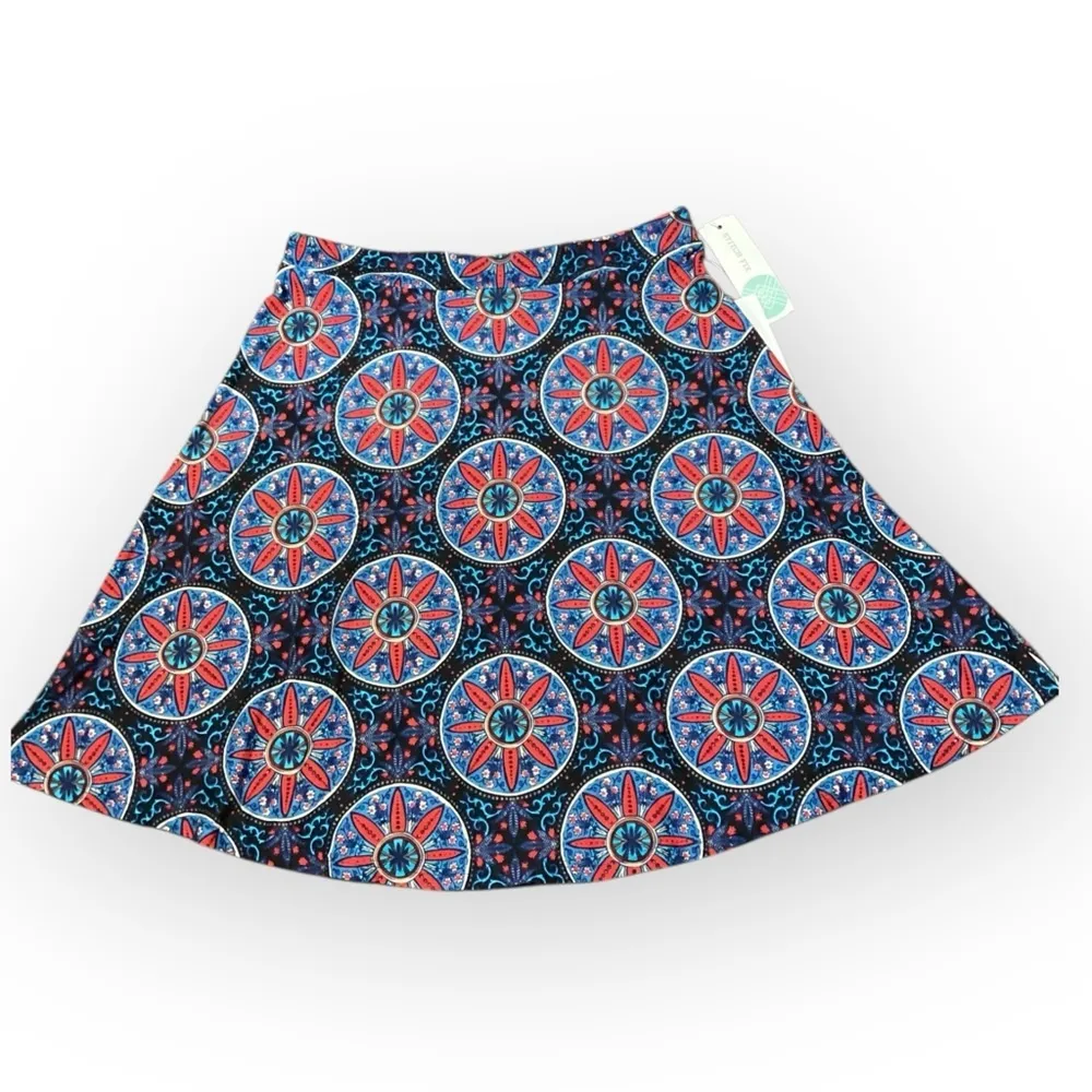 NWT French Grey Geometric Floral Print Mini Skirt Women’s Size SP Blue - Image 2