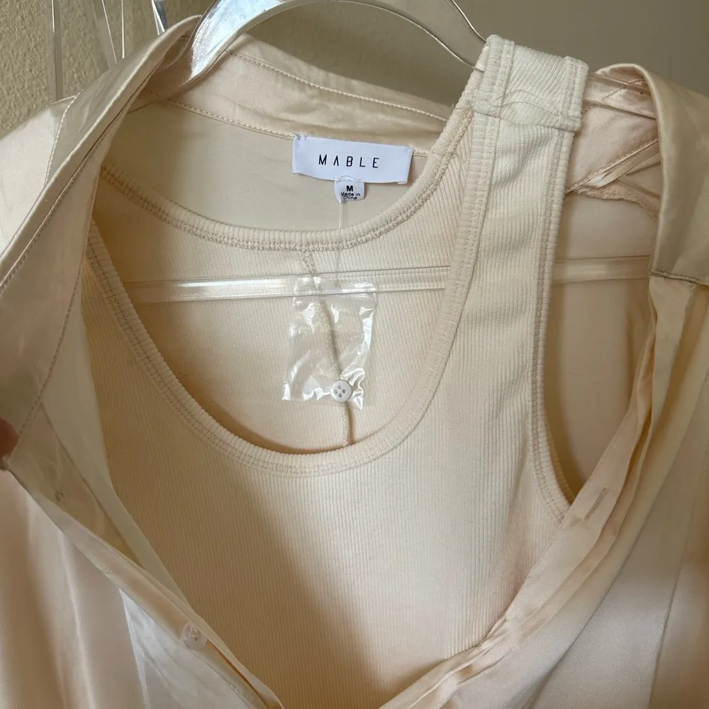 NWT MABLE Cream Layered Tunic Size M - Image 5