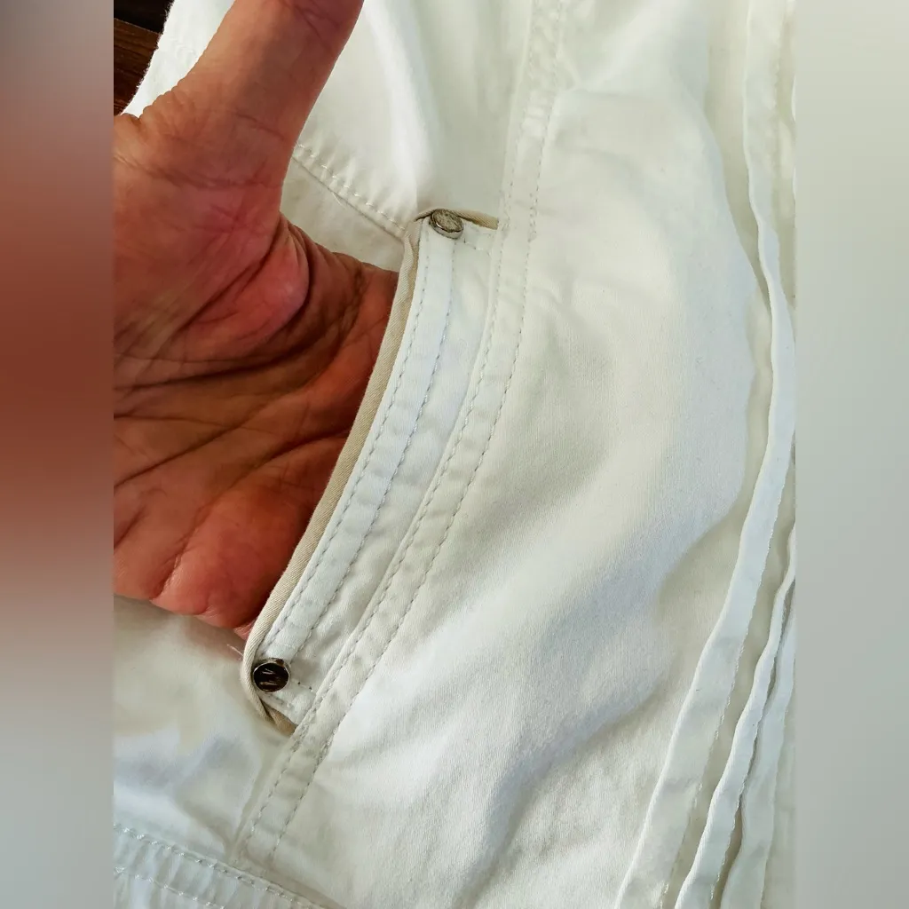 Stylish WHBM jacket 🌷🌷 - Image 11