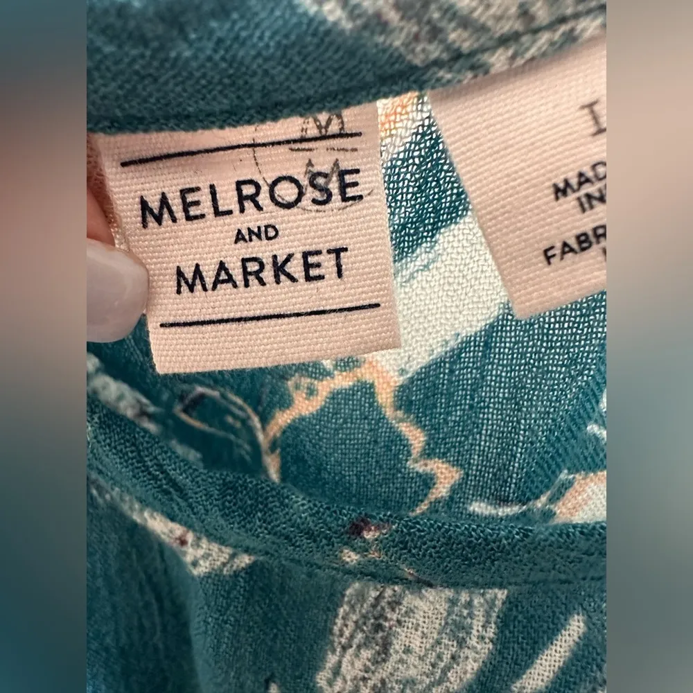 Melrose and Market Strappy Teal Floral Tank Top - Image 5