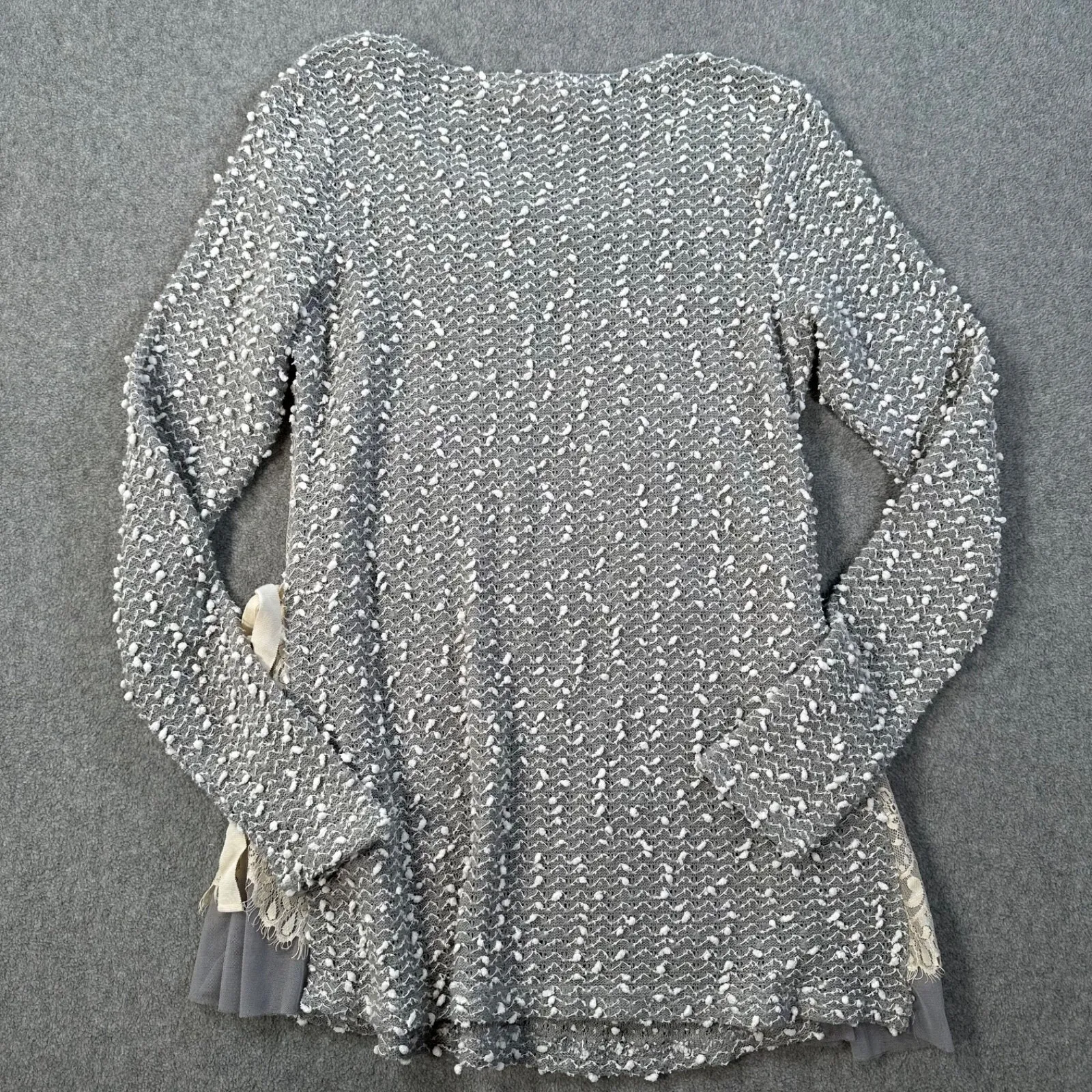 A'Reve Sweater Tunic Size Small Gray Textured Long Sleeve Lace Cut Out Bow - Image 8