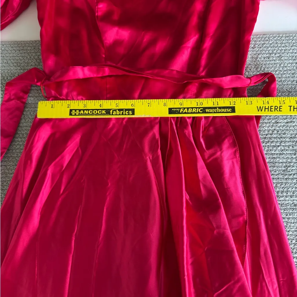 Vintage Dark Pink Satin Formal Prom Gown Dress Size Small or Medium - Image 6