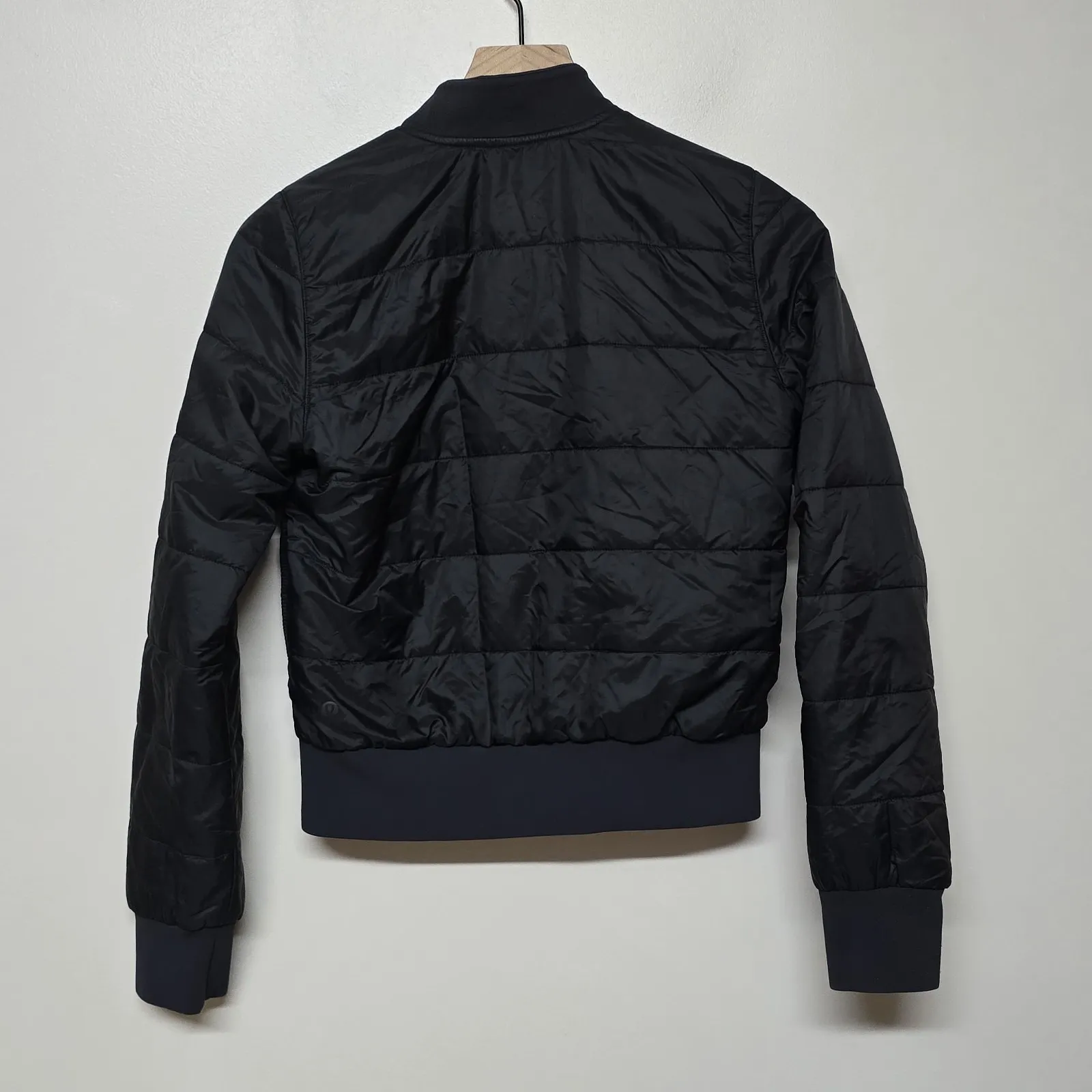 Lululemon Womens Reversible Non Stop Quilted Bomber‎ Jacket Black Sz 2 - Image 5