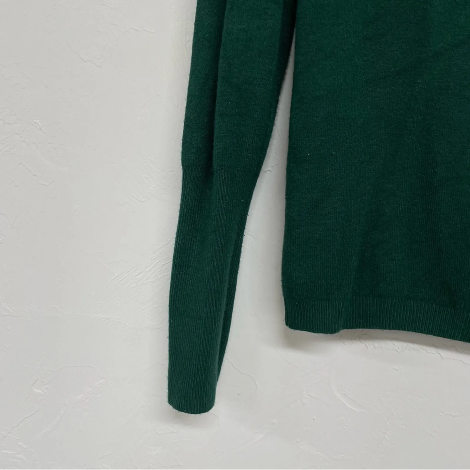 Zara Forest Green Scoop Neck Long Sleeve Sweater Womens M Lightweight Winter - Image 2