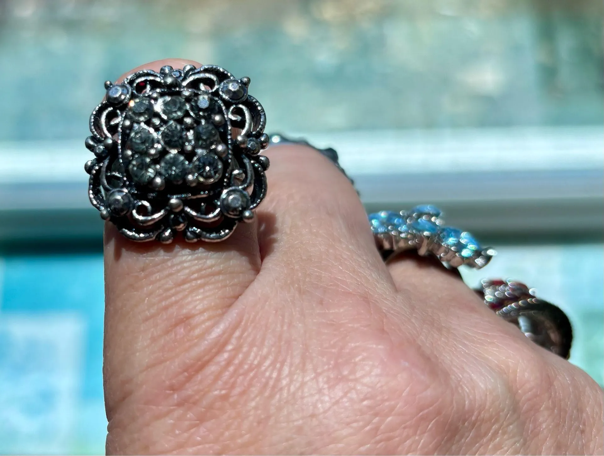 Gorgeous vintage look colorful ring set Silver - Image 2