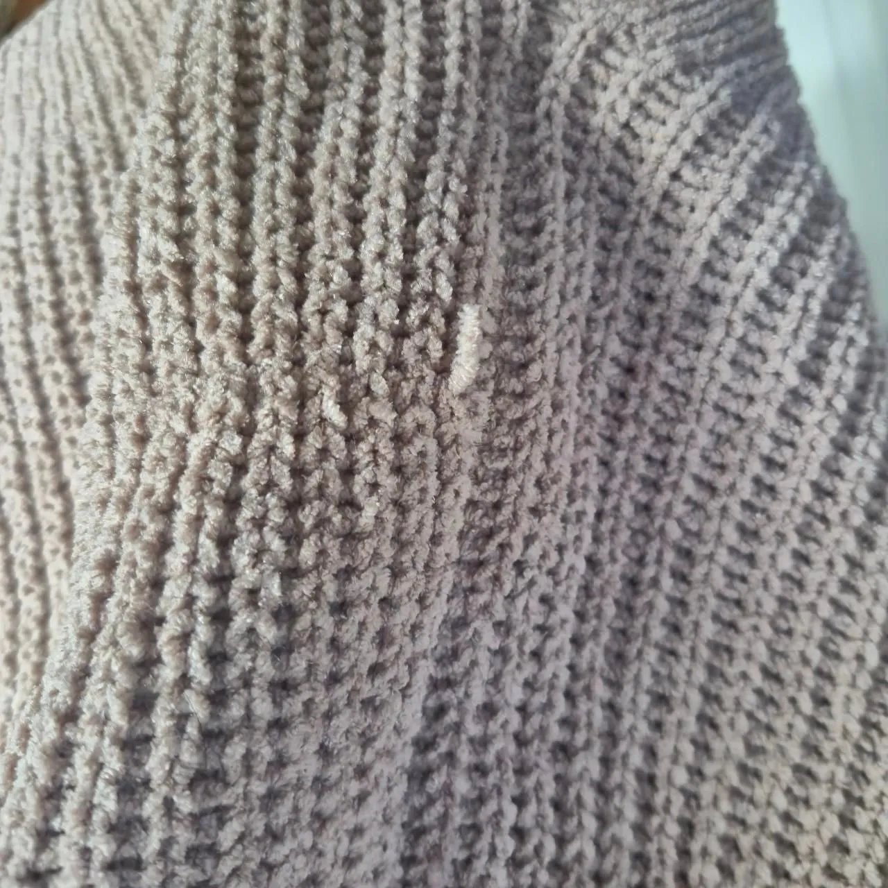 Pink Rose Beige Sweater Neutral Cozy Minimalist Size Medium - Image 5