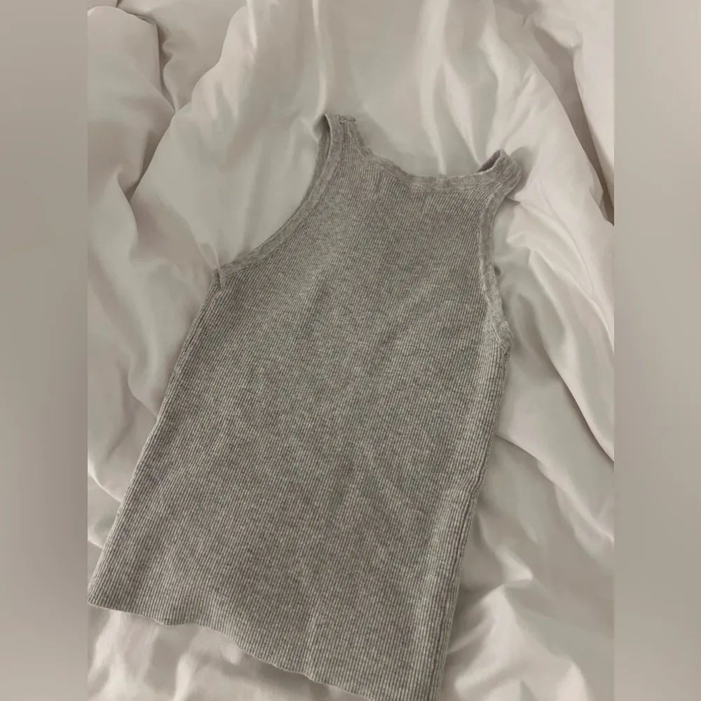 DISSH KLOSS GREY MARLE RIB KNIT TOP - Image 6