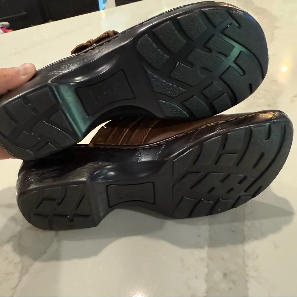 B.O.C Born Concept Aderyn Leather Slip On Clogs Womens Size 9 Brown Buckles Mule - Image 7