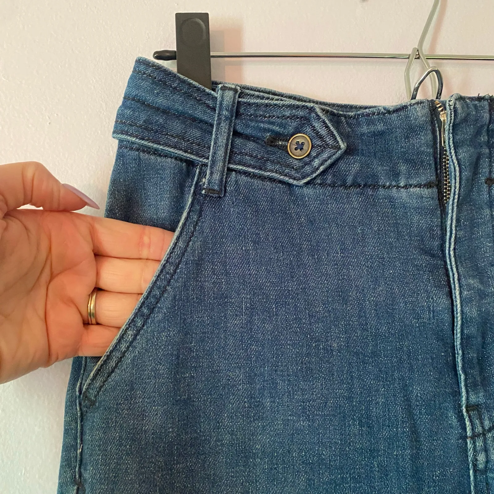 Pilcro Anthropologie Boho Flare Jeans High Rise Minimalist Stretchy Women's 28 - Image 5