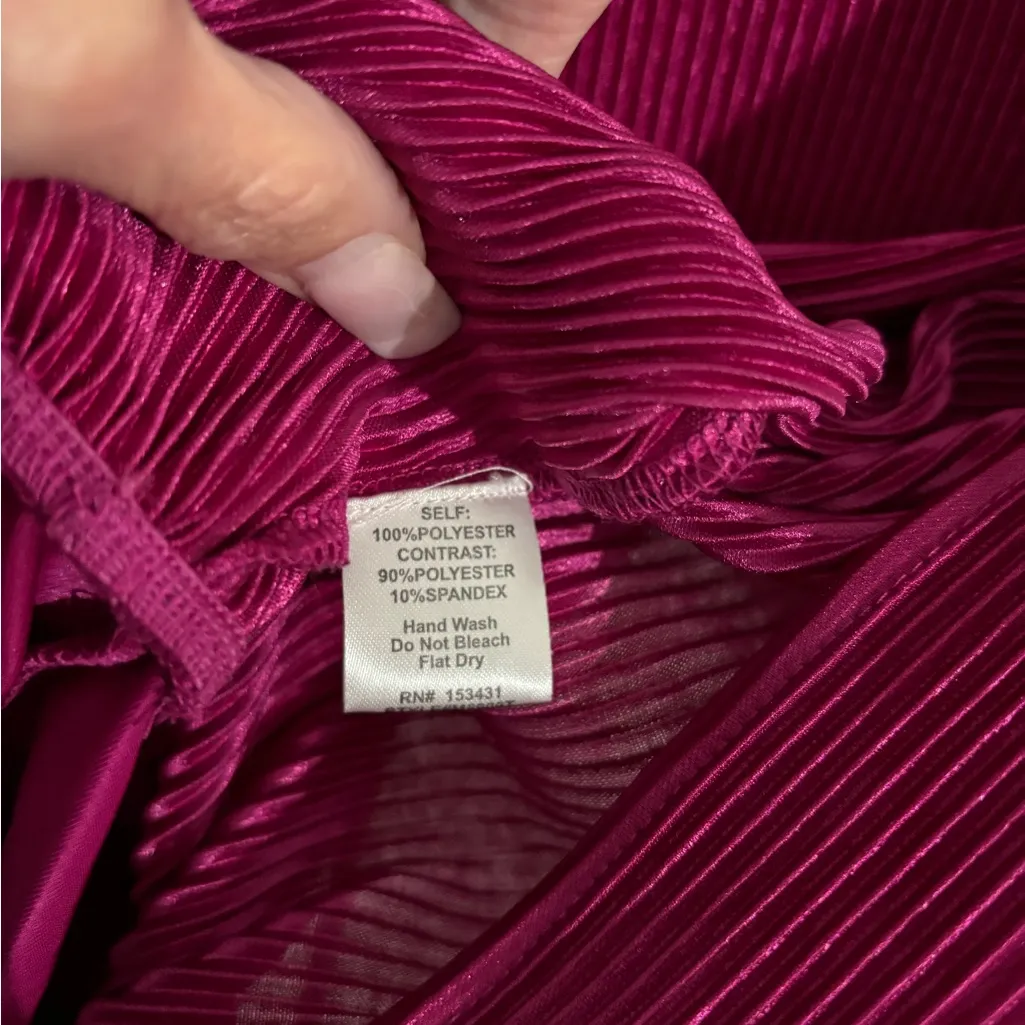 Windsor Magenta Flawless Sultry Surplice Bodysuit – Size Small – NWT – $37 MSRP - Image 4