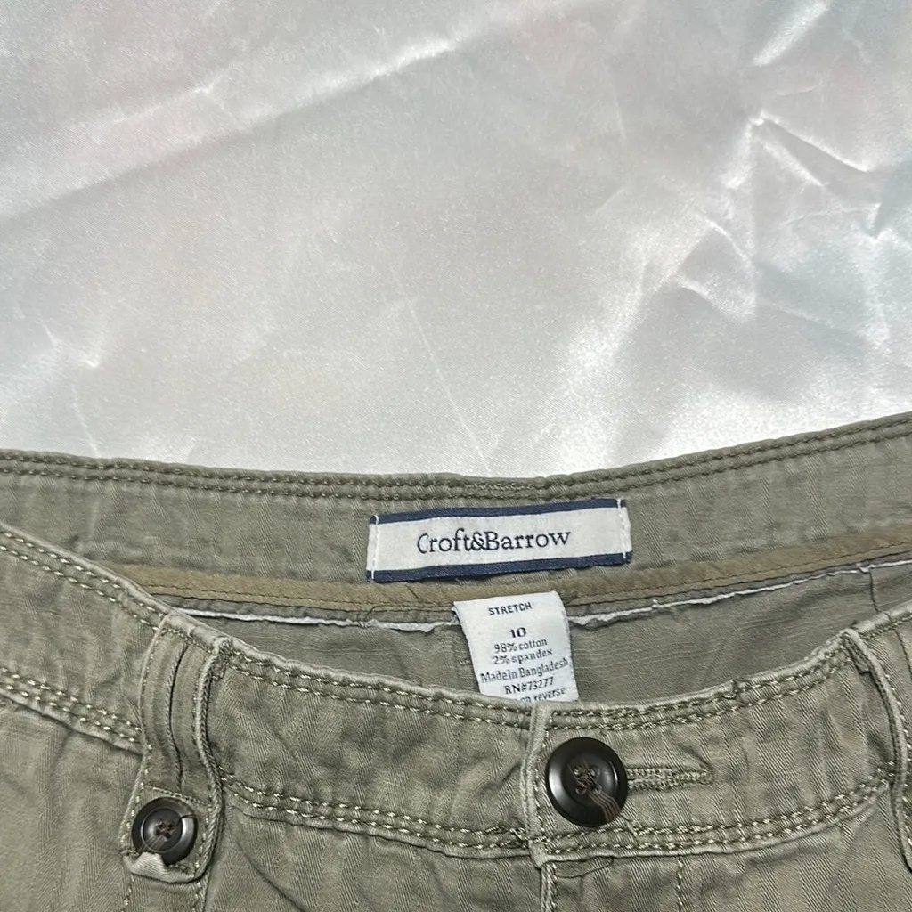 Croft & Barrow Green Cargo Shorts for Outdoor Comfort - Image 2