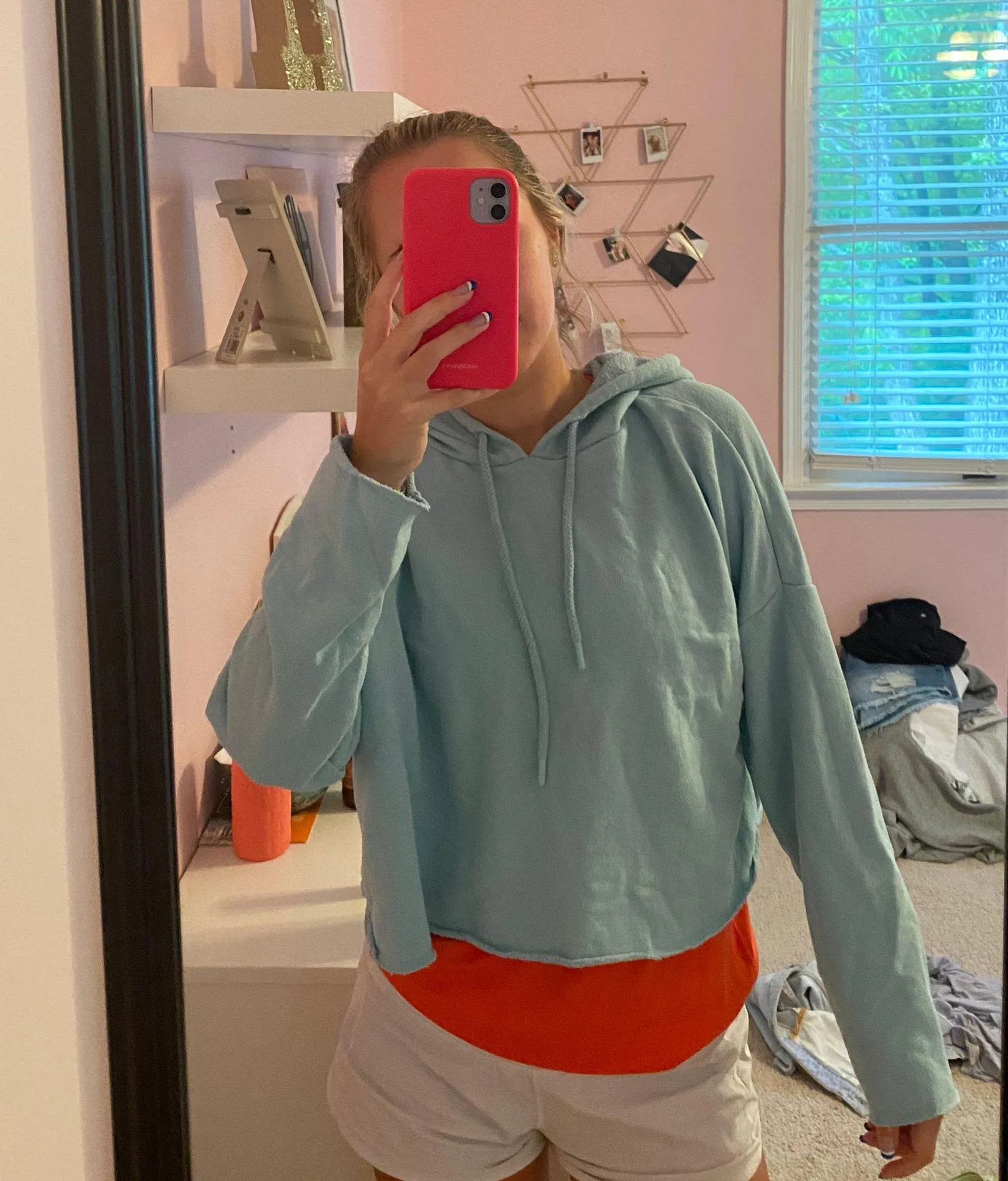 Cropped Hoodie - Image 2