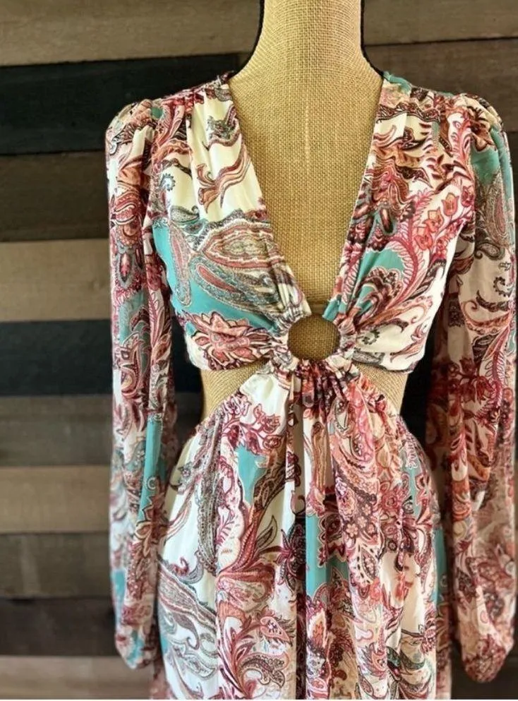 Jessica Simpson Long Bubble Sleeve Cut Out Sides Paisley Maxi Dress - Image 4