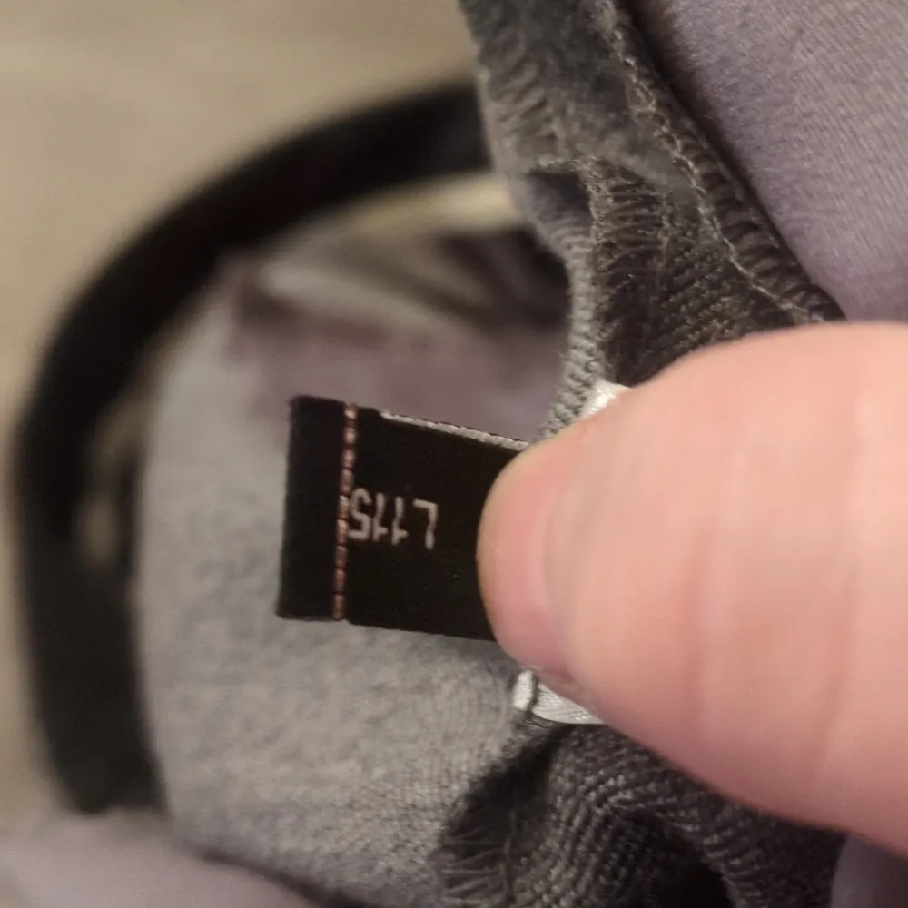 Kate Spade gray wool blend pleated trousers size 6 - Image 6