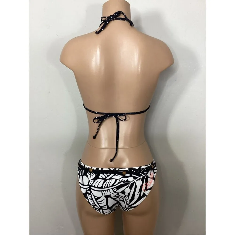 New. O’Neill black and white tropical bikini. M-top/L-bottom . Retails $108 - Image 4