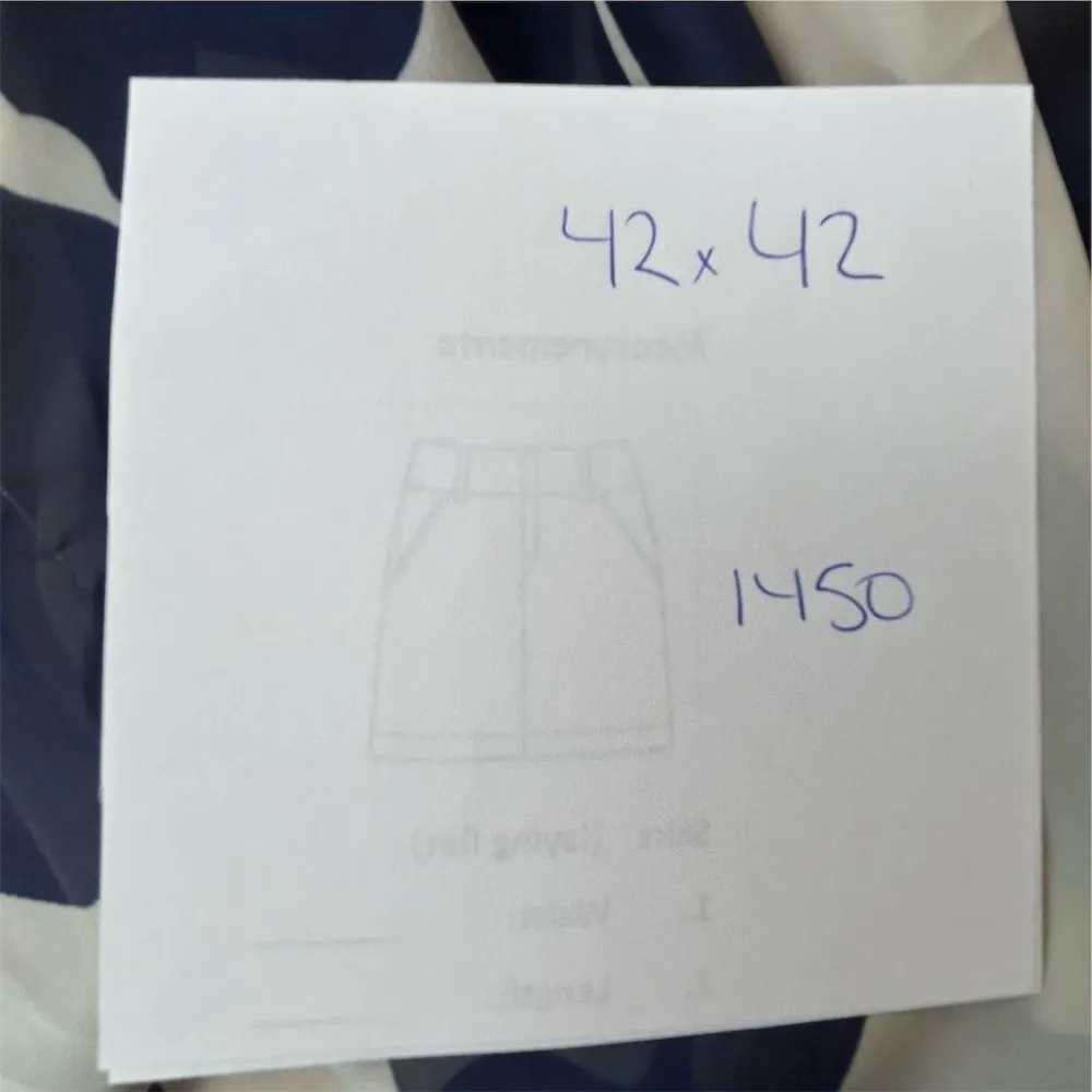 Dana Buchman Women's Floral Square Scarf Shawl Wrap Blue red white - Image 6