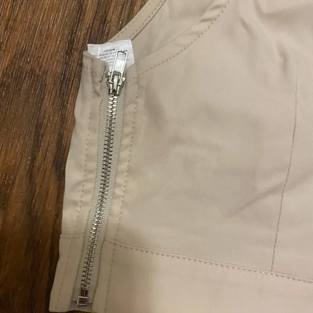 Pretty Little Thing Shape Womens Cargo Plunge Crop Tank Top Beige S Size 4  NWT - Image 4