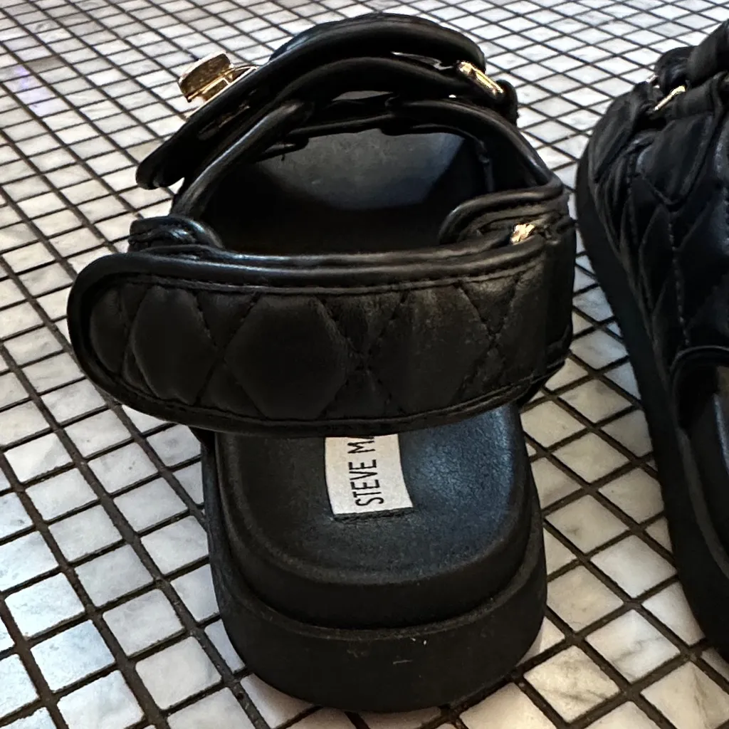 Steve Madden quilted Black Sandals with Gold Buckles - Image 4