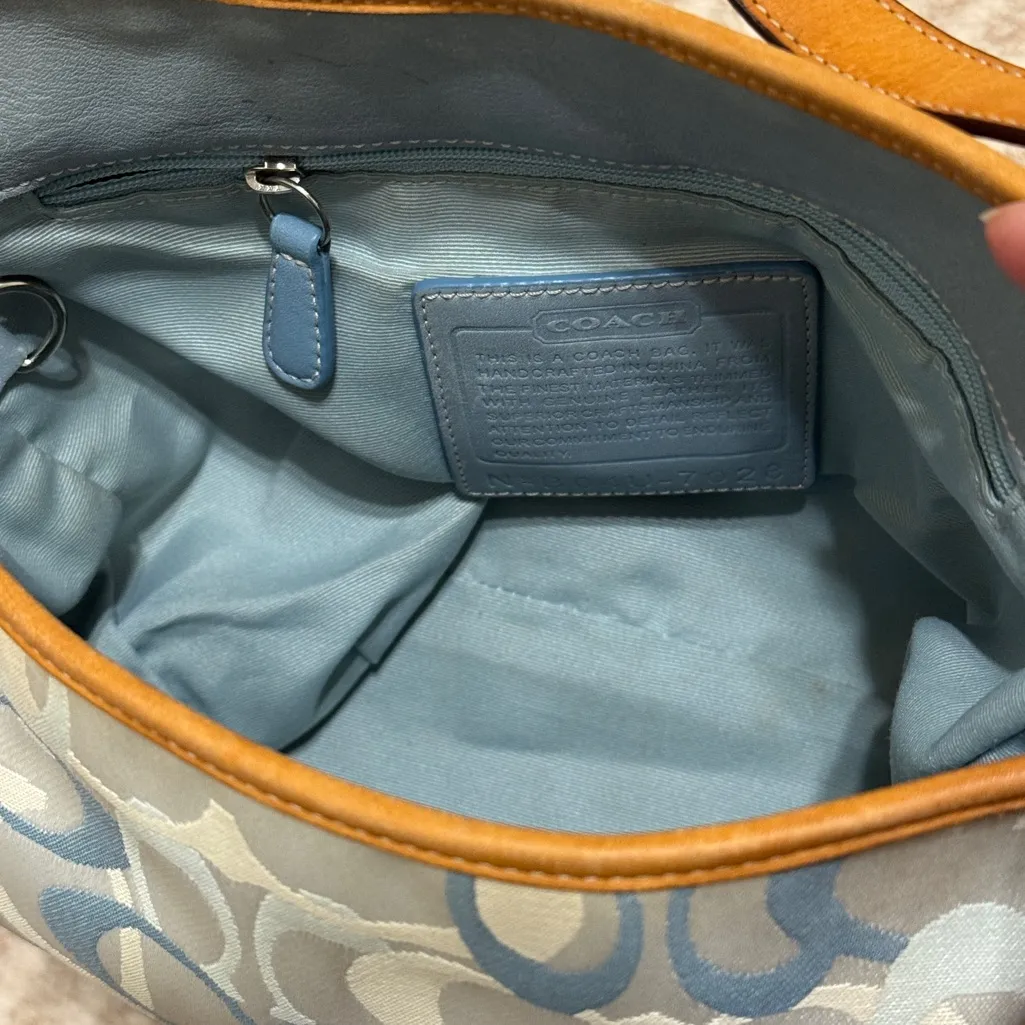 Coach Signature Hamptons Clip Hobo Bag Rare Canvas Leather Blue Beige Y2K - Image 8