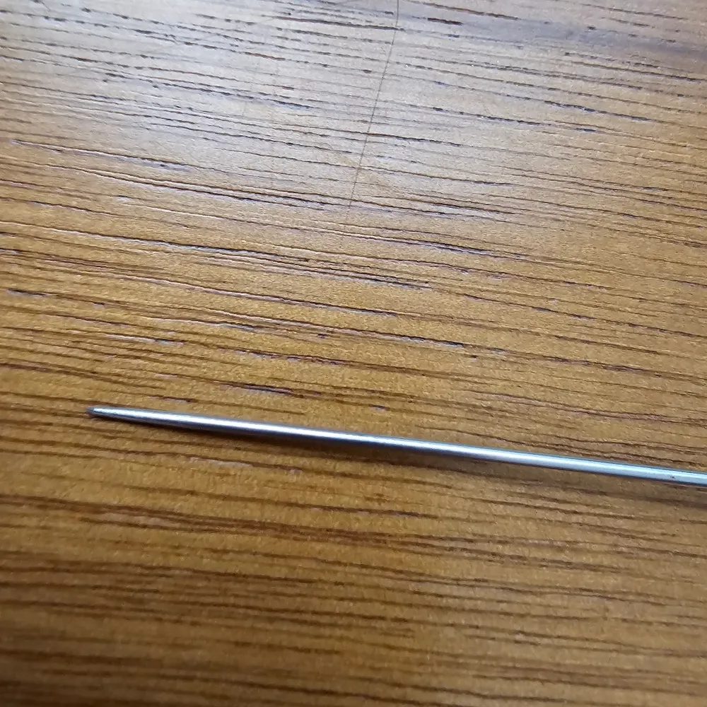 Stick Pin Vintage 1960s Crystal faux Pearl and Rhinestone Hat or Stick Pin Silver - Image 5