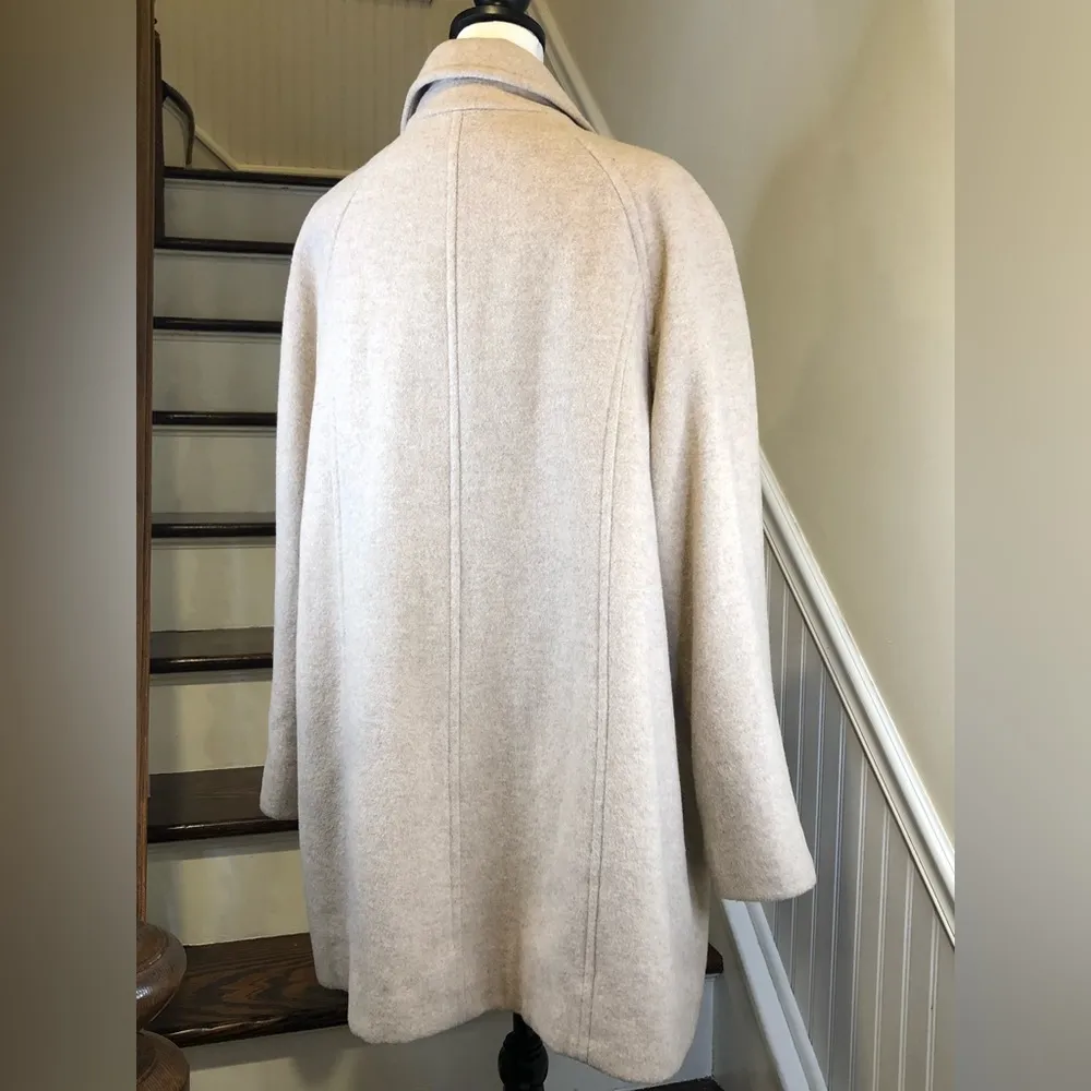 LONDON FOG Women’s Oatmeal Wool Single Breast Button Down Coat Sz - Image 11