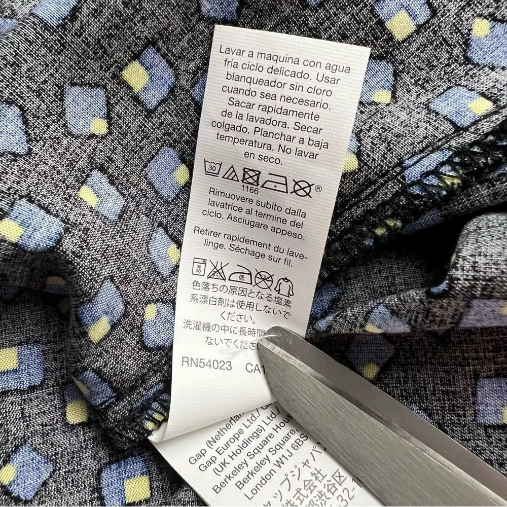 Gap NWT Large Popover‎ Blouse Rayon -Navy Geometric Dot V-Neck Blouse - Image 11