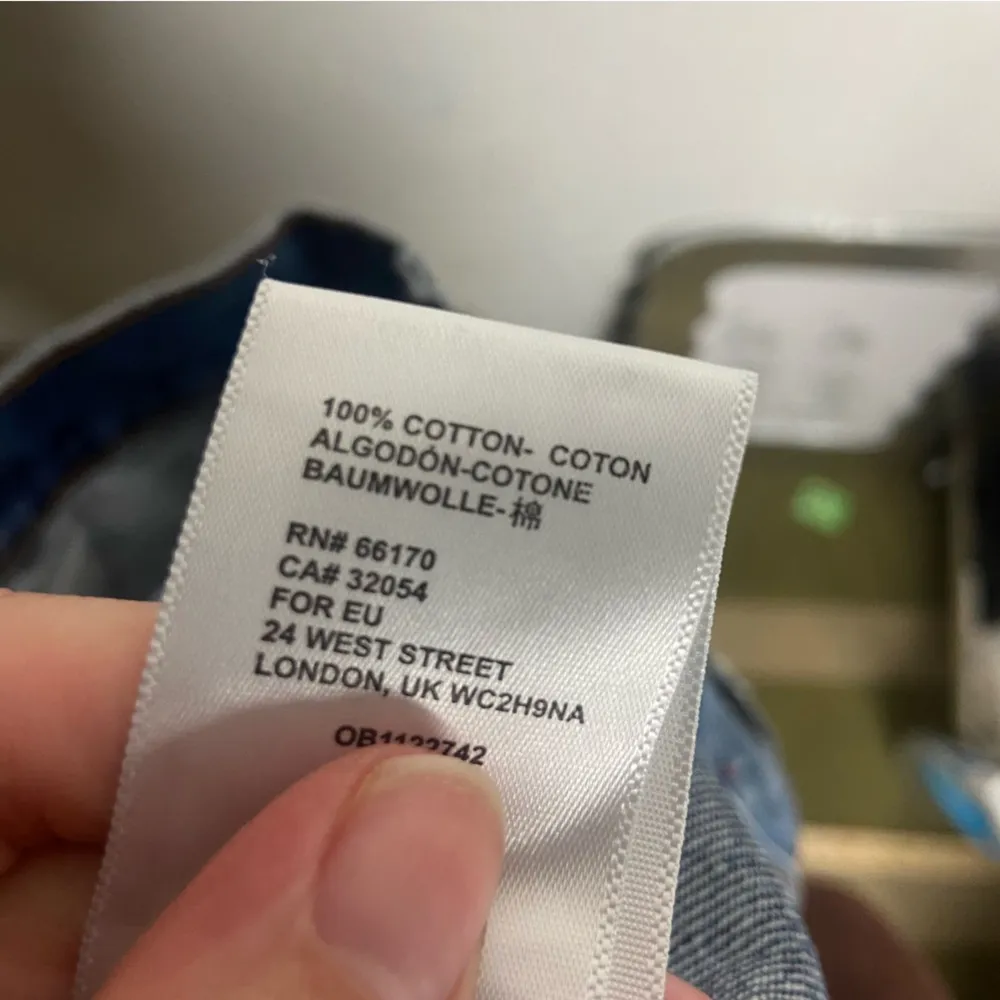 BDG Urban Outfitters Size 28 Girlfriend High Rise Jean Shorts Distressed Studs - Image 4