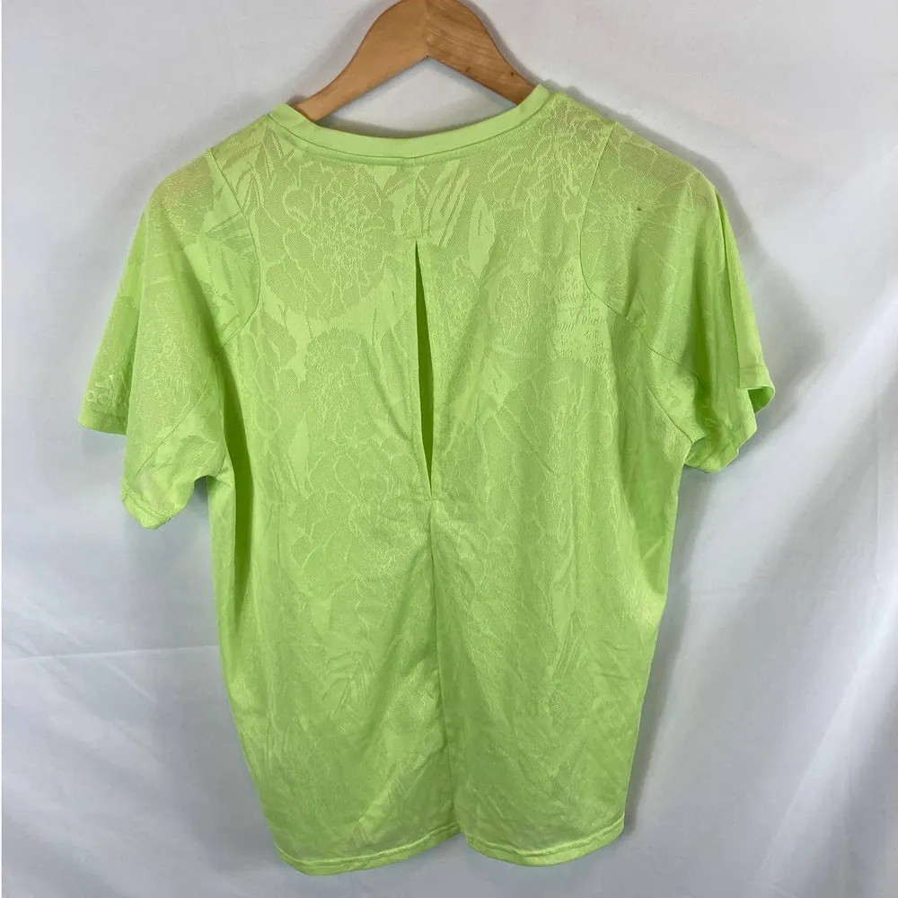 adidas Made to be Remade Running Tshirt Green Size Medium - Image 10