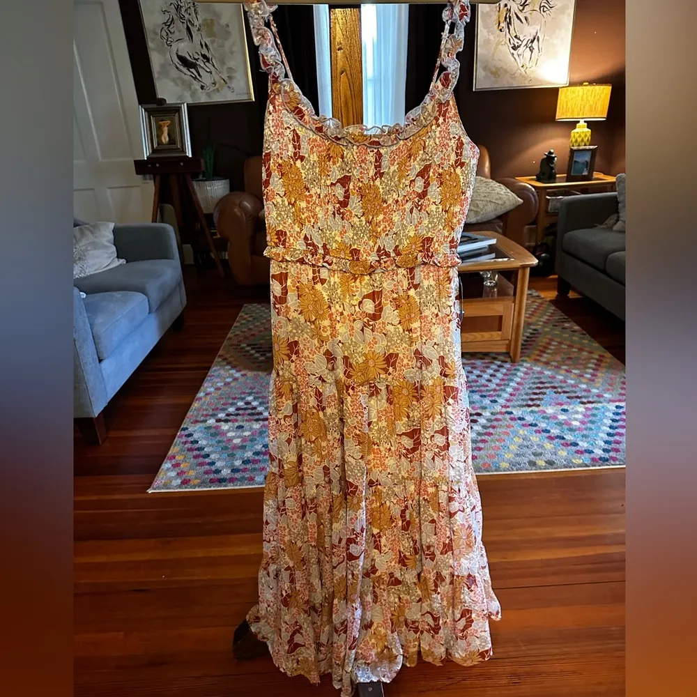 Floral Smocked Tiered
Midi Dress In Rust Blue Floral sz M wildly feminine - Image 11
