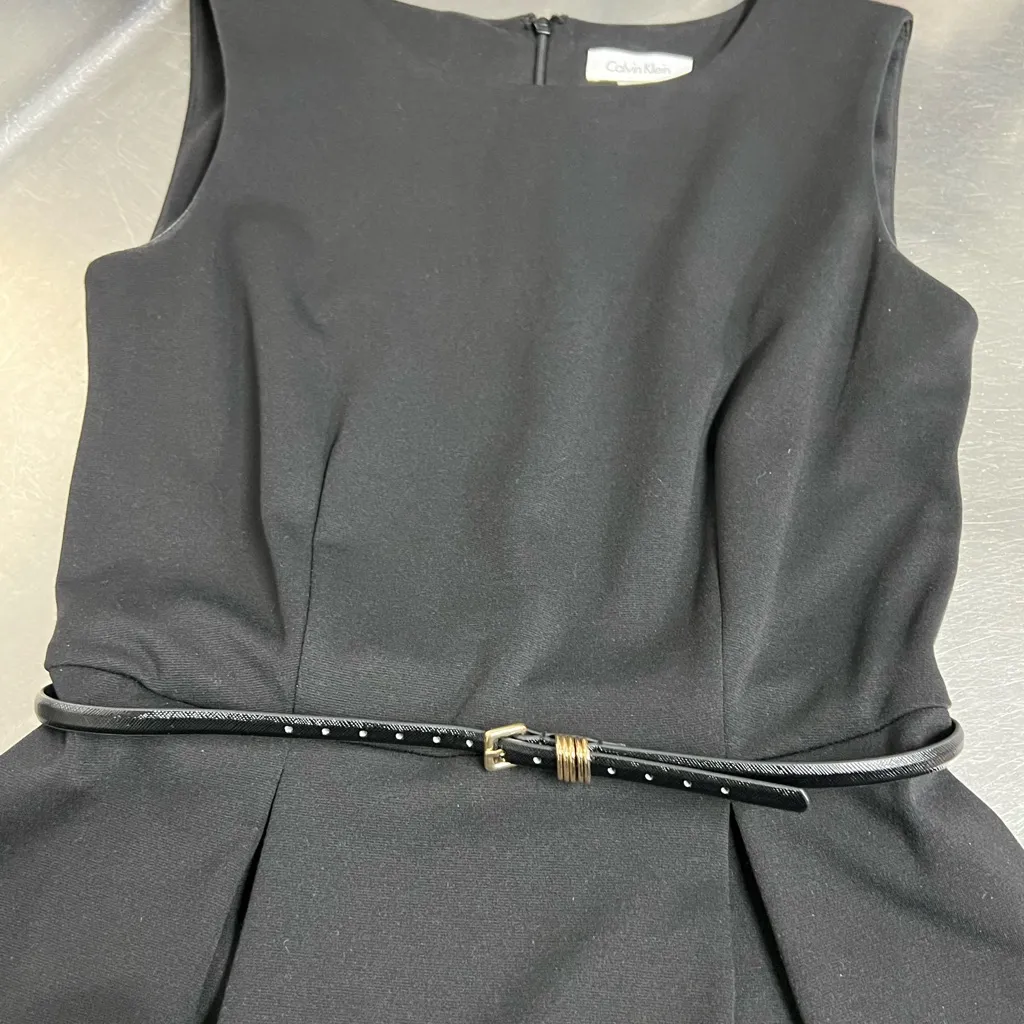 Calvin Klein Black and White Fit & Flare Striped Bottom Dress - Size 2 - VGUC - Image 3