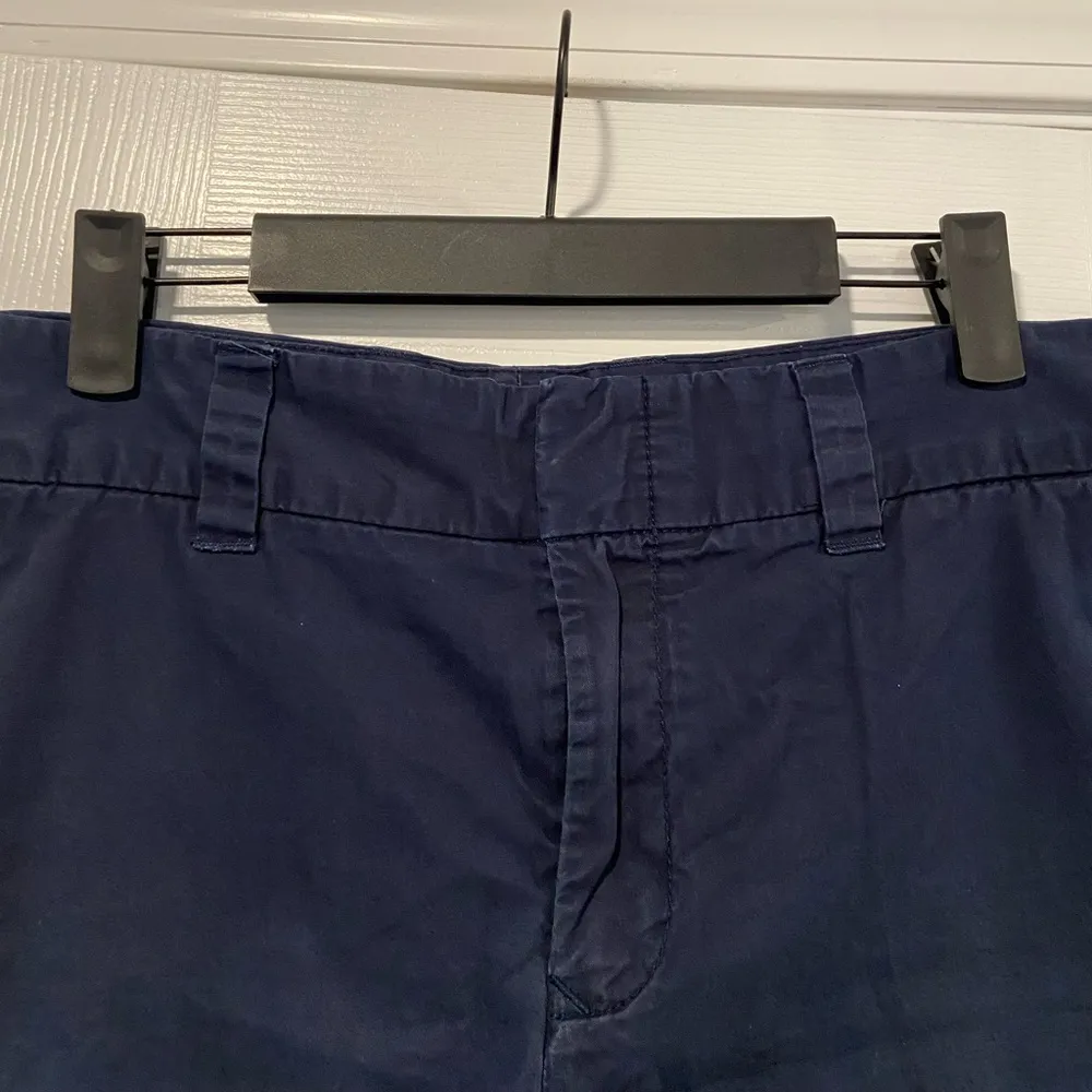 Tommy Hilfiger Size 14 Navy Blue Cotton Chino Shorts Pockets Zip Up - Image 2