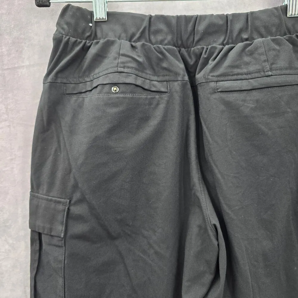 Old Navy Black Flat Front Cargo Active Bottoms Pants Shorts Small - Image 4