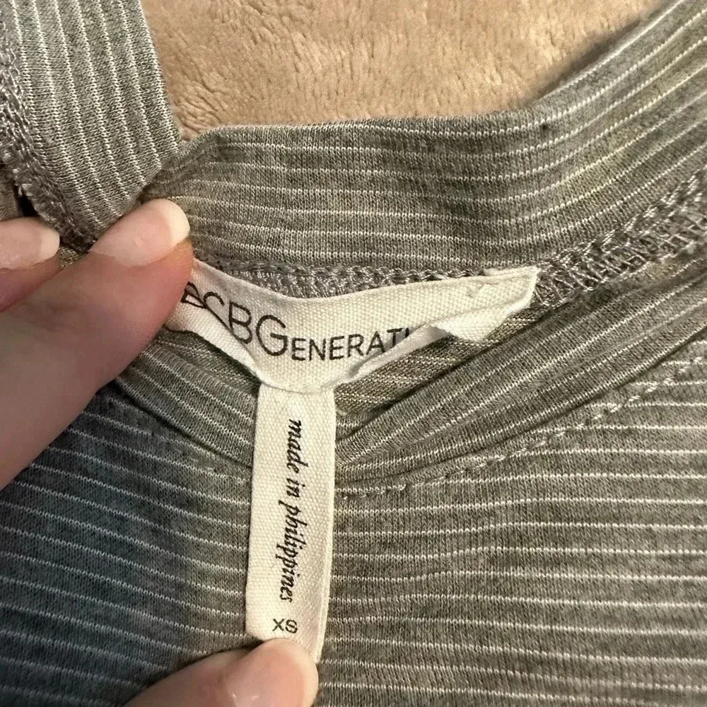 BCBG Yoga Tank Size XS Gray Athleisure Open Back Active Activewear - Image 3