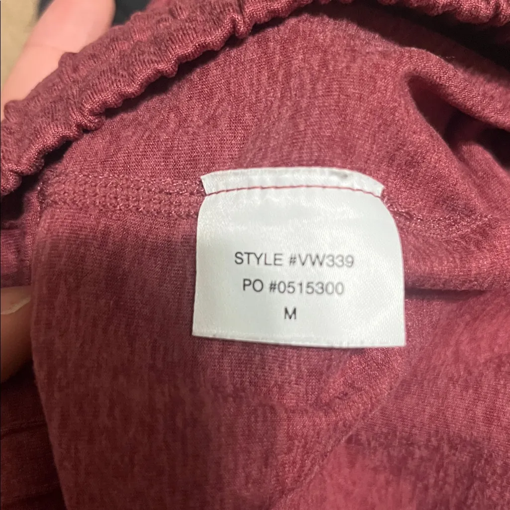 Vuori Halo Performance Short Heathered Red Mauve Medium - Image 6