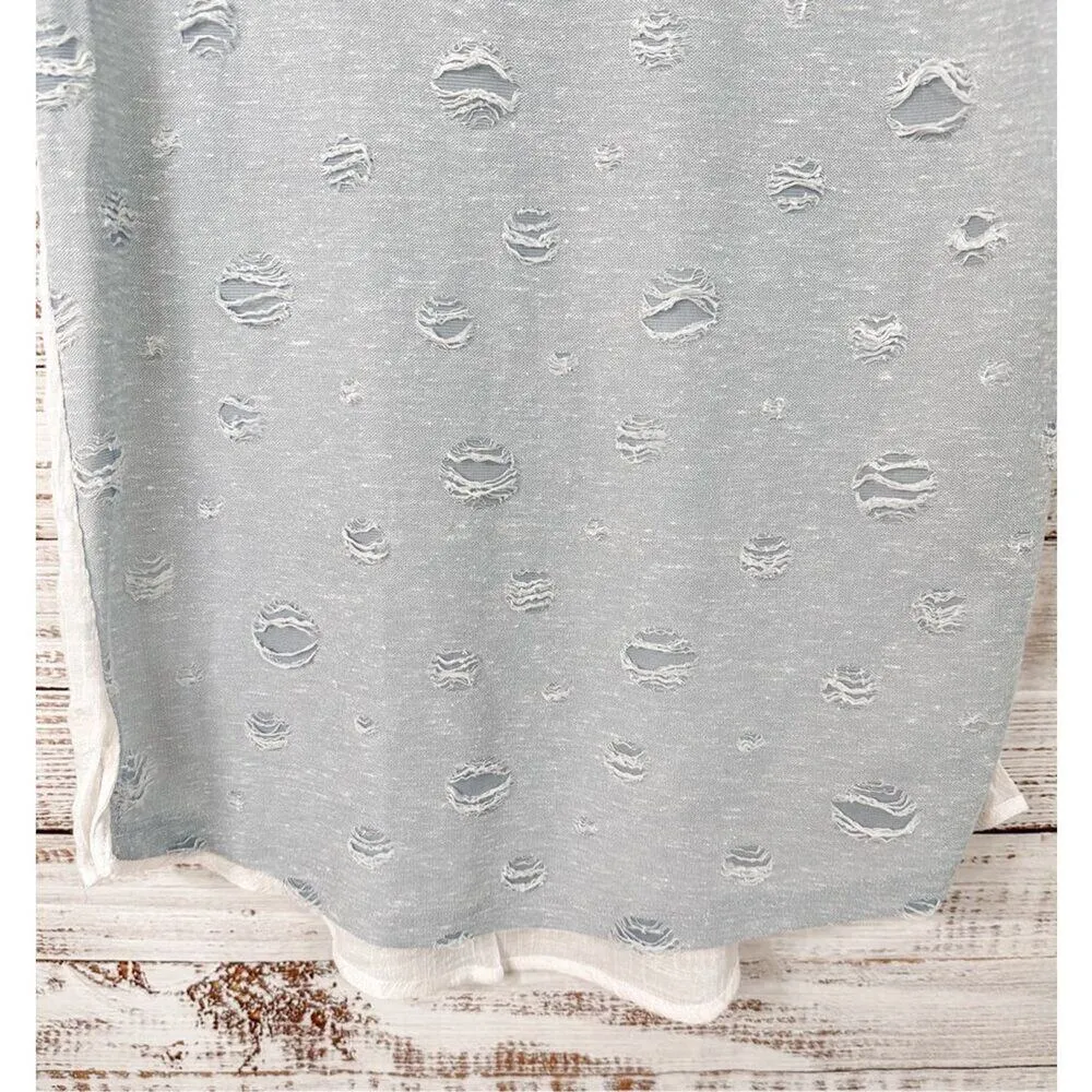 Hem & Thread Women's Distressed Color Block Short Sleeve Shirt Blue White Small - Image 3