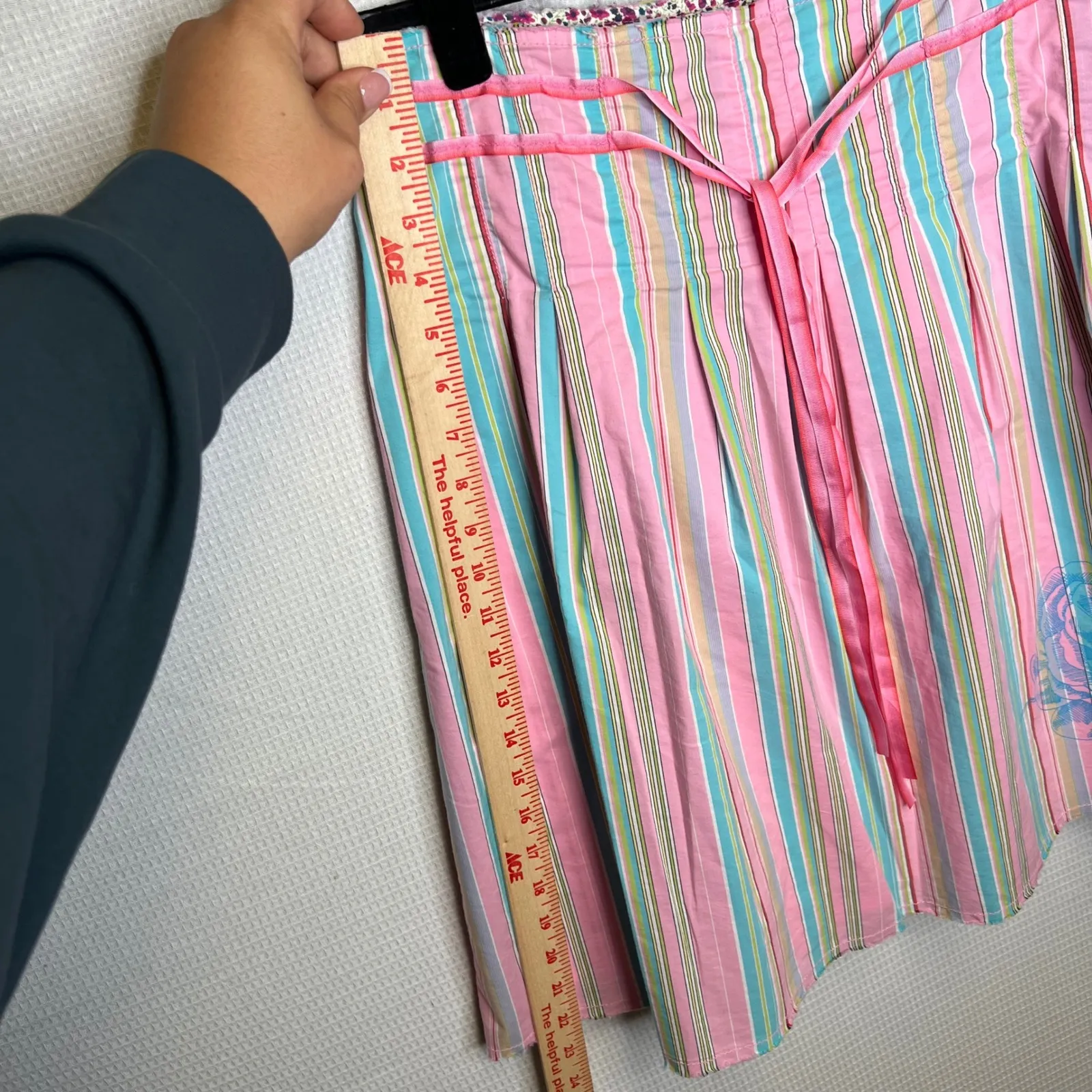 Old Navy Vintage Striped Pleated‎ Skirt Floral Embroidery Pink Blue Tan Cotton - Image 7