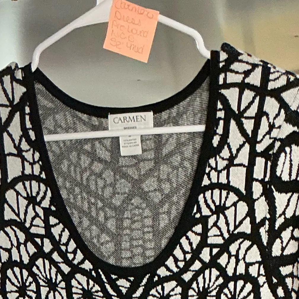 Elegant Black and White Midi Dress Size M - Image 4