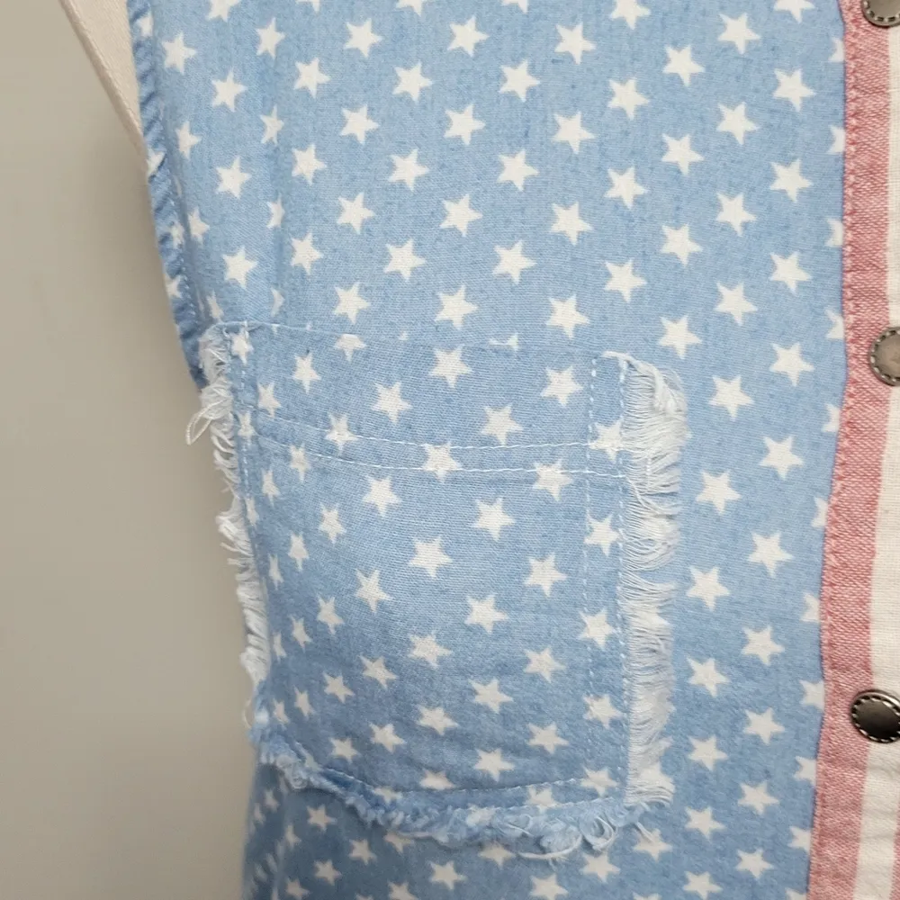 Love Riche patriotic distressed button down size medium - Image 2