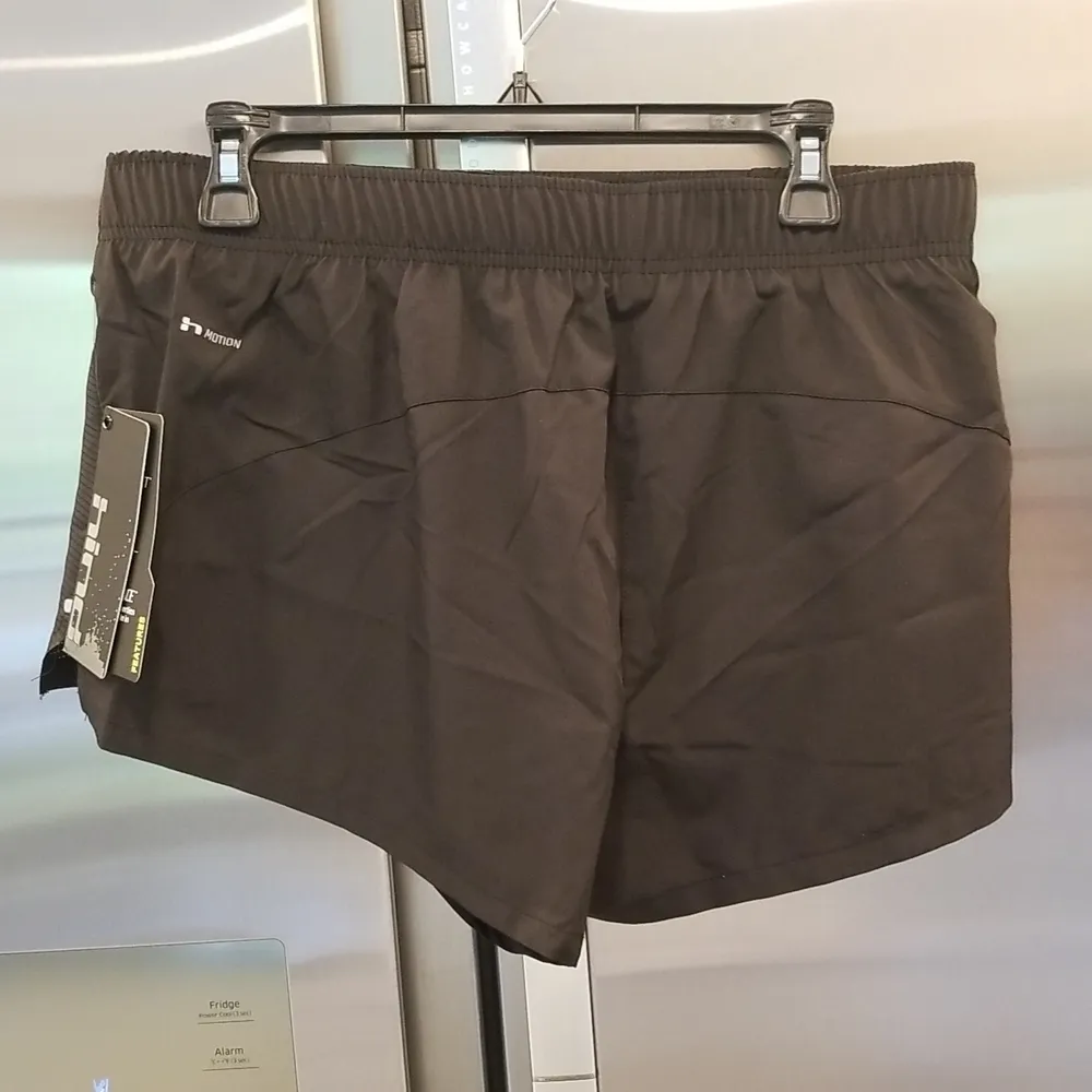 💕HIND💕 Woven Shorts Built - Image 5