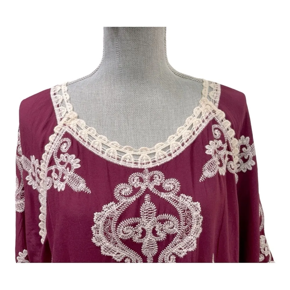Leo & Nicole
Contrast Embroidered Lace Scoop Neck Scallop Edge 3/4 Sleeve Top PL - Image 7