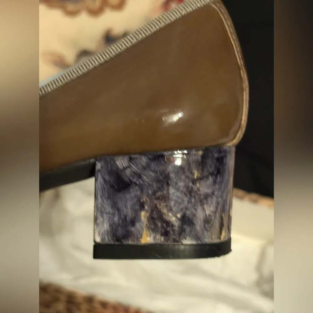 French Sole fs/ny Taupe w/marble detail heel approx 1.5” size 6.5 w/ dust bag Tan - Image 7