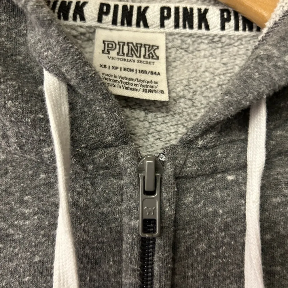 🛍️5/$25 VS PINK full zip hoodie size XS - Image 3