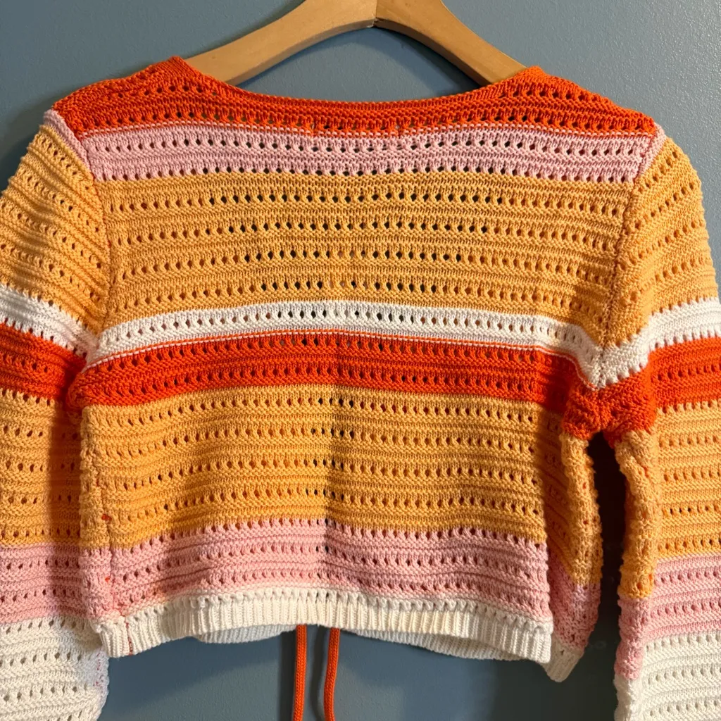 Grey Bandit Flynn Cropped Crochet Drawstring Tie Top - Image 9