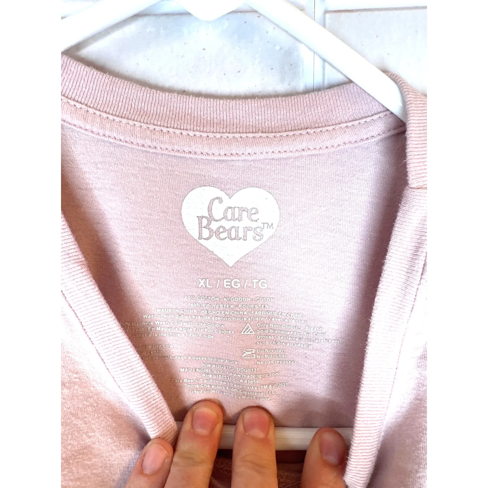 Care Bears Cartoon Tee Women's XL Pink - Image 4