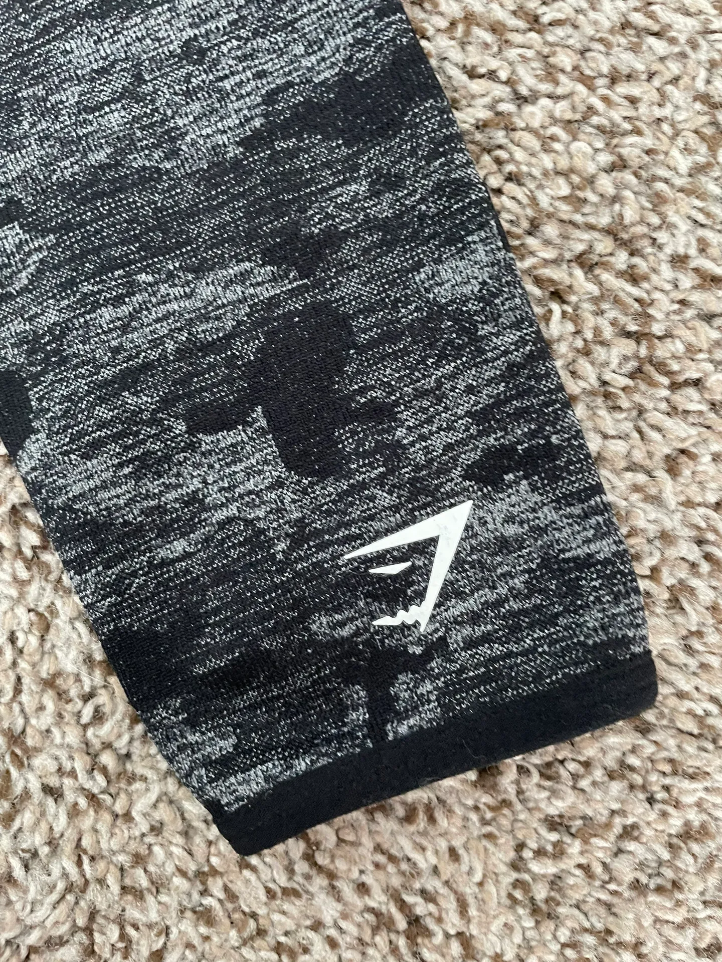 Gymshark Cropped Top - Image 8