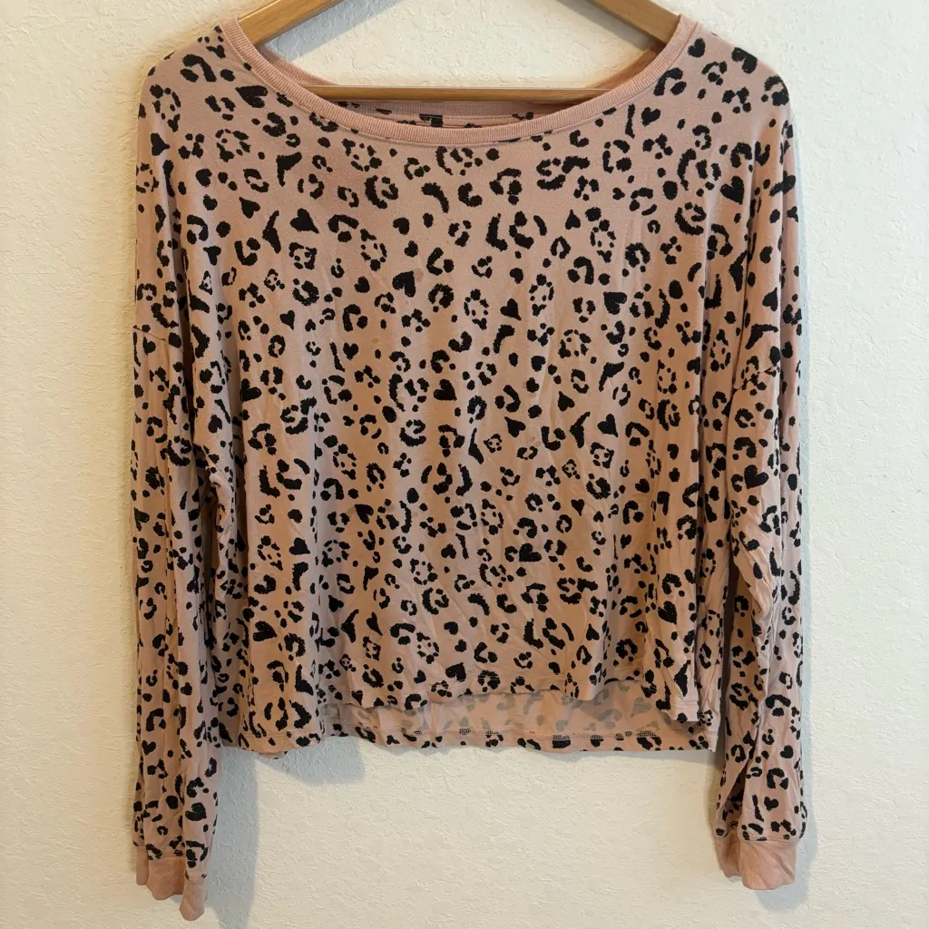 Victoria’s Secret Leopard Print Lounge Pajama Set Size Large - Image 3