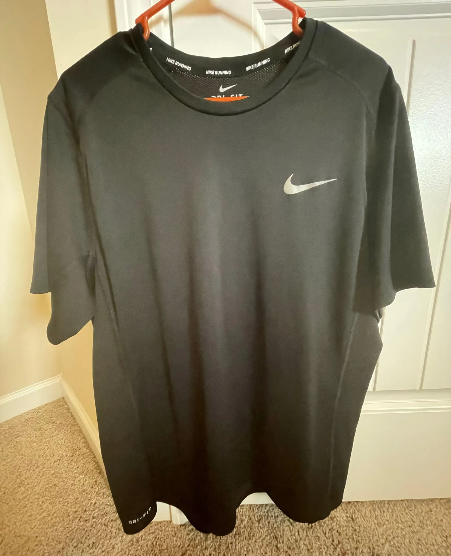 Nike Dri-fit T-shirt - Image 2
