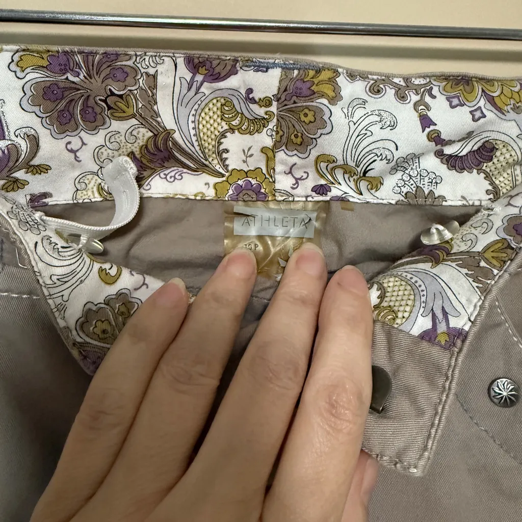 Athleta Casual Khaki Pants Size 10P - Image 2